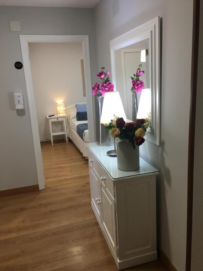 Hostal Restaurante Alarico Allariz Eksteriør bilde